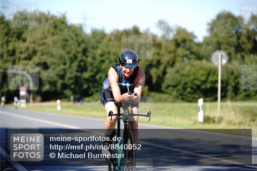 07.09.2025 - 19. Norderstedt Triathlon Michael Burmester http://msf.ph/oto/8840052 07.09.2025 14:51:22 Radfahren 365 meine-sportfotos.de