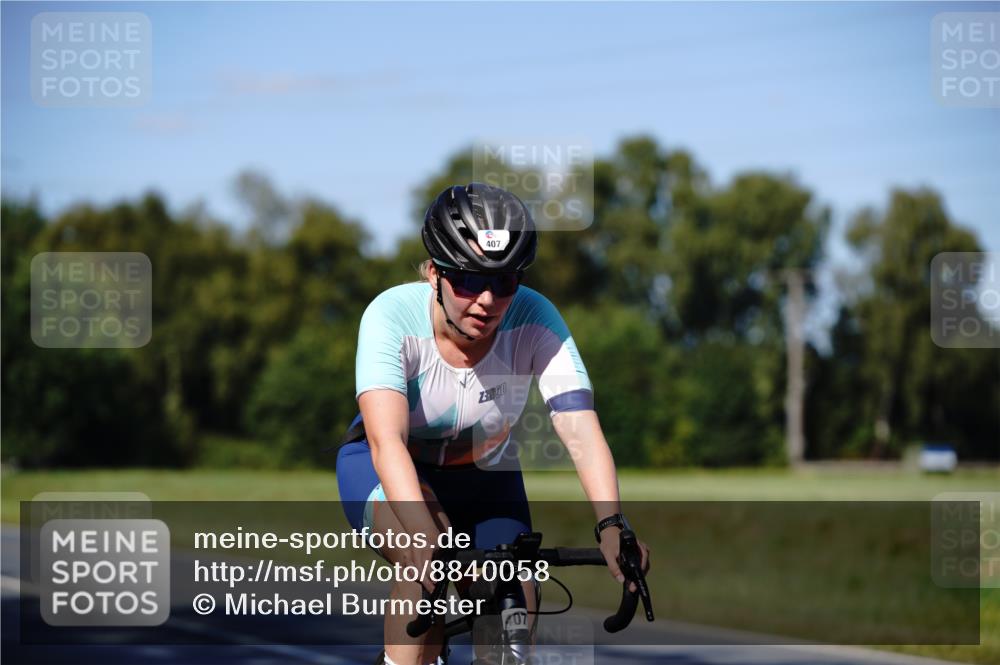 07.09.2025 - 19. Norderstedt Triathlon Michael Burmester http://msf.ph/oto/8840058 07.09.2025 14:51:45 Radfahren 379, 407, 982 meine-sportfotos.de