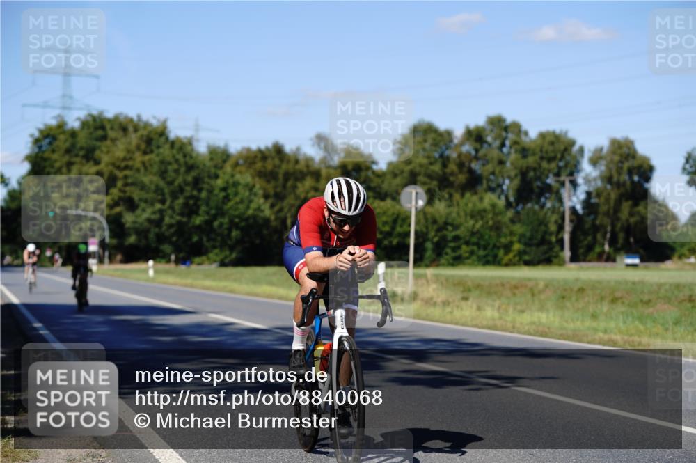 07.09.2025 - 19. Norderstedt Triathlon Michael Burmester http://msf.ph/oto/8840068 07.09.2025 14:51:54 Radfahren 896, 1496 meine-sportfotos.de
