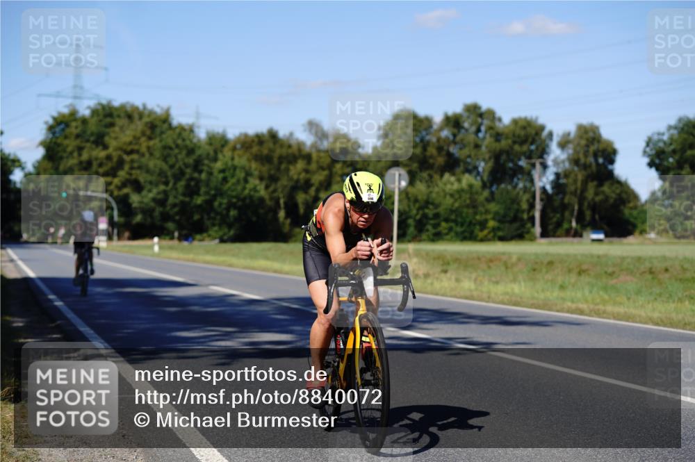 07.09.2025 - 19. Norderstedt Triathlon Michael Burmester http://msf.ph/oto/8840072 07.09.2025 14:51:56 Radfahren 462, 896, 1496 meine-sportfotos.de