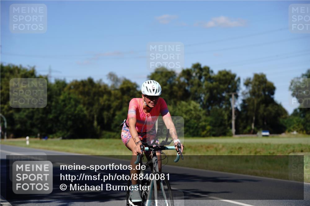 07.09.2025 - 19. Norderstedt Triathlon Michael Burmester http://msf.ph/oto/8840081 07.09.2025 14:52:18 Radfahren 897 meine-sportfotos.de