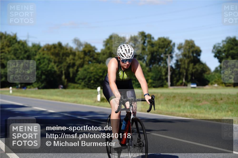 07.09.2025 - 19. Norderstedt Triathlon Michael Burmester http://msf.ph/oto/8840118 07.09.2025 14:52:47 Radfahren 453 meine-sportfotos.de