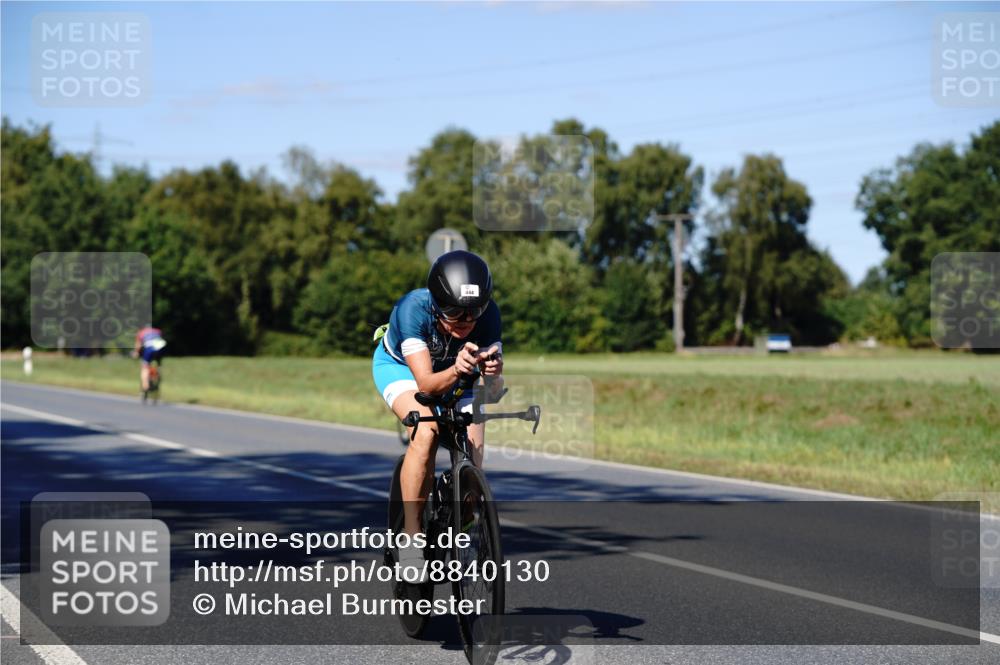 07.09.2025 - 19. Norderstedt Triathlon Michael Burmester http://msf.ph/oto/8840130 07.09.2025 14:52:59 Radfahren 444, 1466, 1488 meine-sportfotos.de