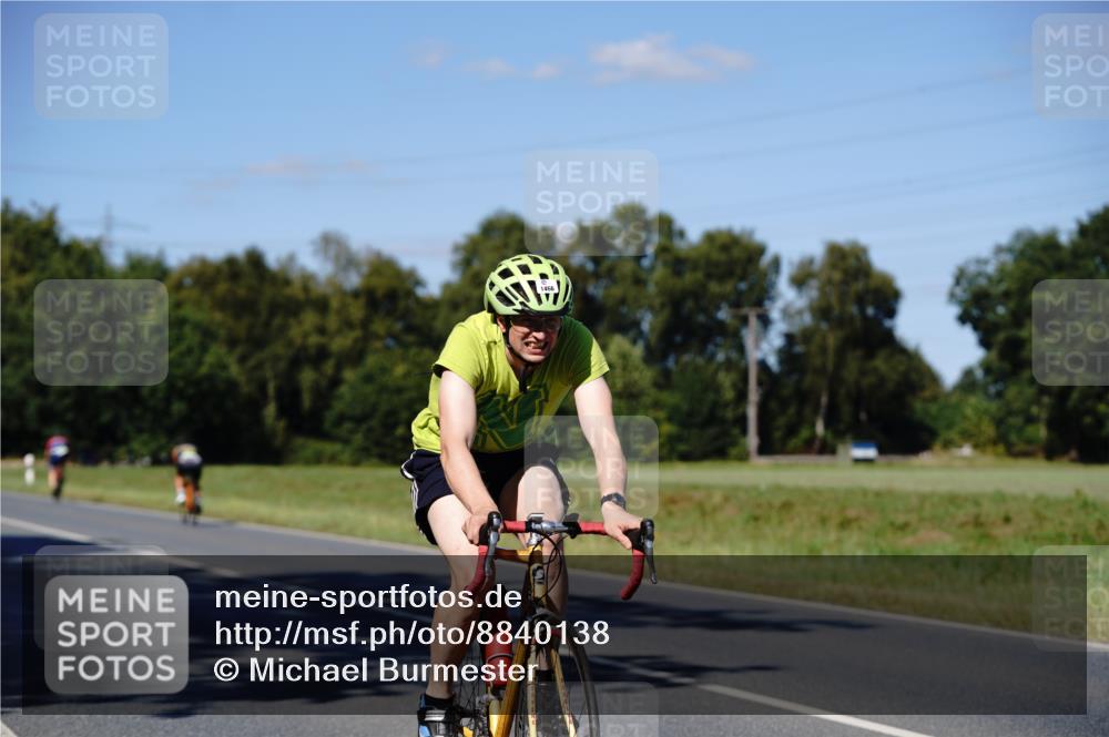 07.09.2025 - 19. Norderstedt Triathlon Michael Burmester http://msf.ph/oto/8840138 07.09.2025 14:53:01 Radfahren 444, 1466 meine-sportfotos.de