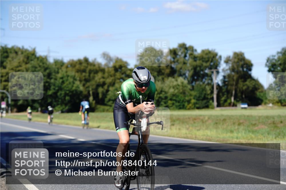 07.09.2025 - 19. Norderstedt Triathlon Michael Burmester http://msf.ph/oto/8840144 07.09.2025 14:53:17 Radfahren 1483, 1491 meine-sportfotos.de
