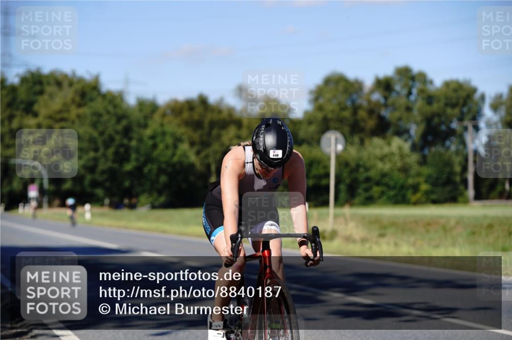 07.09.2025 - 19. Norderstedt Triathlon Michael Burmester http://msf.ph/oto/8840187 07.09.2025 14:54:02 Radfahren 449 meine-sportfotos.de