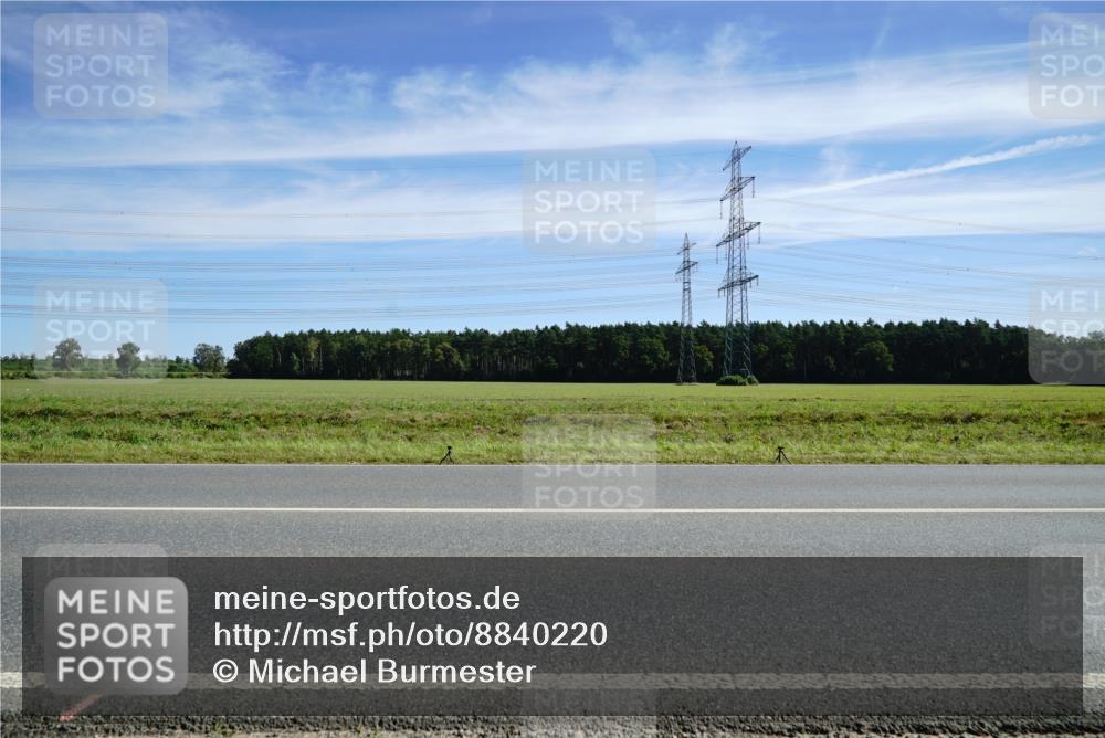 07.09.2025 - 19. Norderstedt Triathlon Michael Burmester http://msf.ph/oto/8840220 07.09.2025 12:19:00 Radfahren  meine-sportfotos.de