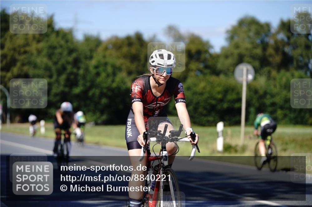 07.09.2025 - 19. Norderstedt Triathlon Michael Burmester http://msf.ph/oto/8840221 07.09.2025 14:54:37 Radfahren 391, 437, 474, 1503 meine-sportfotos.de