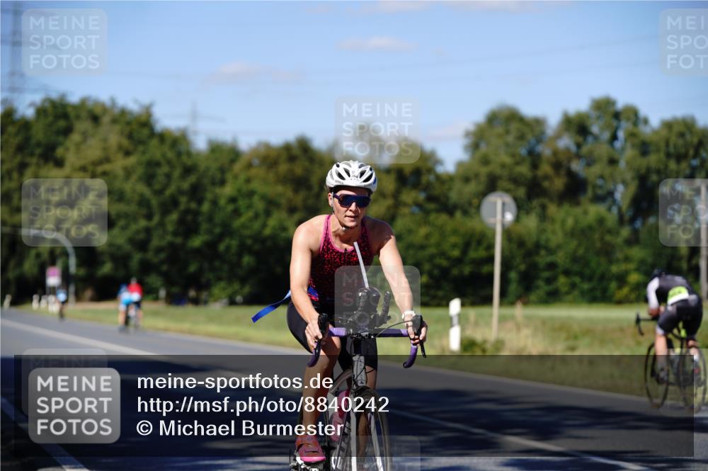 07.09.2025 - 19. Norderstedt Triathlon Michael Burmester http://msf.ph/oto/8840242 07.09.2025 14:55:00 Radfahren 454, 463, 464 meine-sportfotos.de