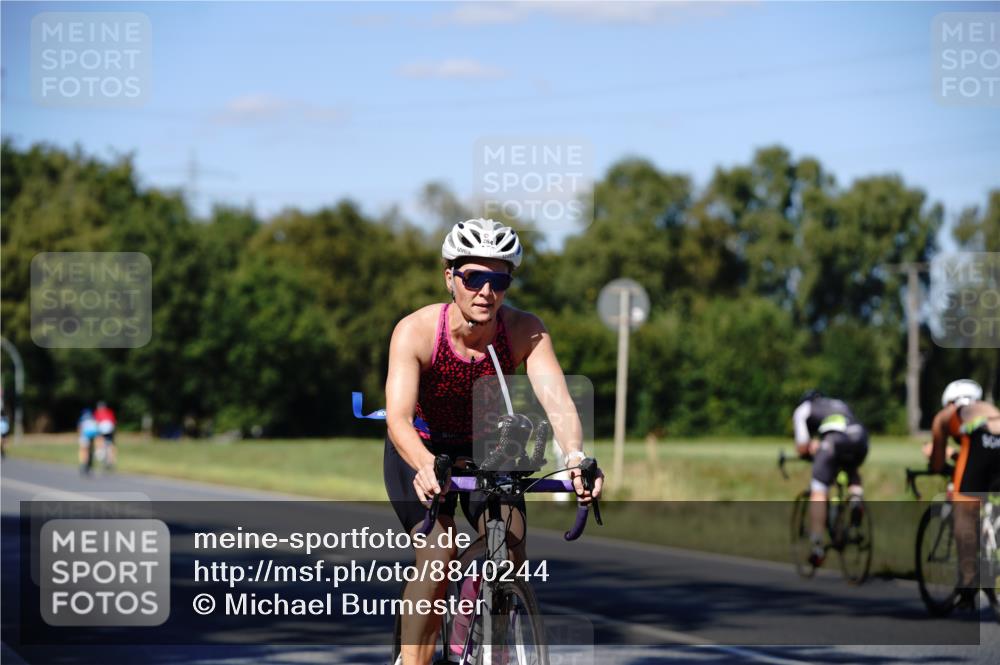 07.09.2025 - 19. Norderstedt Triathlon Michael Burmester http://msf.ph/oto/8840244 07.09.2025 14:55:01 Radfahren 454, 463, 464 meine-sportfotos.de