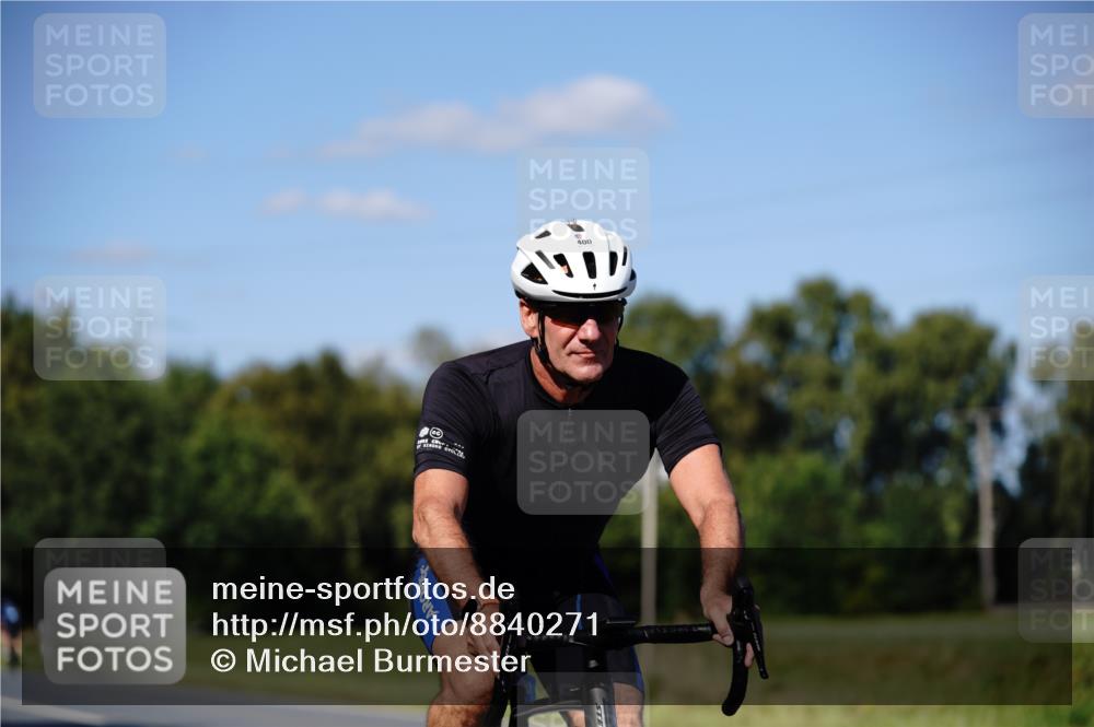 07.09.2025 - 19. Norderstedt Triathlon Michael Burmester http://msf.ph/oto/8840271 07.09.2025 14:56:09 Radfahren 400 meine-sportfotos.de