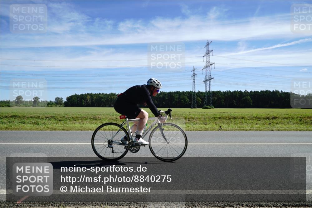 07.09.2025 - 19. Norderstedt Triathlon Michael Burmester http://msf.ph/oto/8840275 07.09.2025 12:19:34 Radfahren 852 meine-sportfotos.de