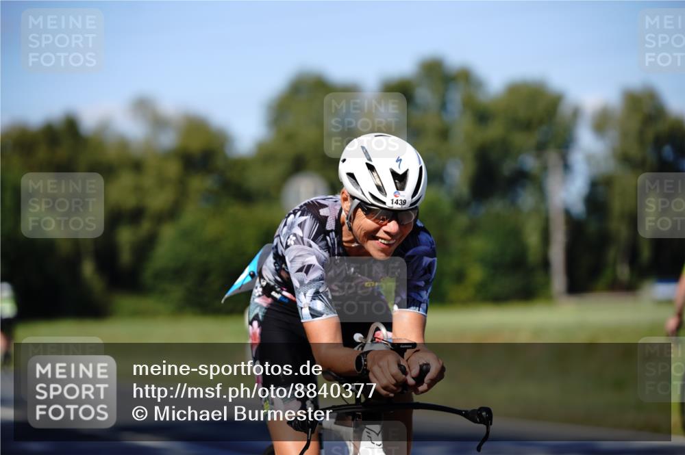 07.09.2025 - 19. Norderstedt Triathlon Michael Burmester http://msf.ph/oto/8840377 07.09.2025 14:58:20 Radfahren 1439 meine-sportfotos.de