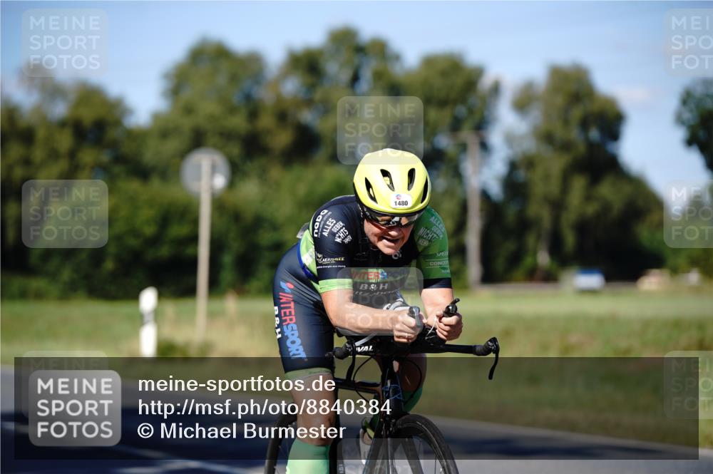 07.09.2025 - 19. Norderstedt Triathlon Michael Burmester http://msf.ph/oto/8840384 07.09.2025 14:58:50 Radfahren 461, 1480 meine-sportfotos.de
