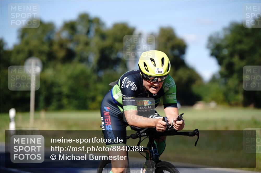 07.09.2025 - 19. Norderstedt Triathlon Michael Burmester http://msf.ph/oto/8840386 07.09.2025 14:58:50 Radfahren 461, 1480 meine-sportfotos.de