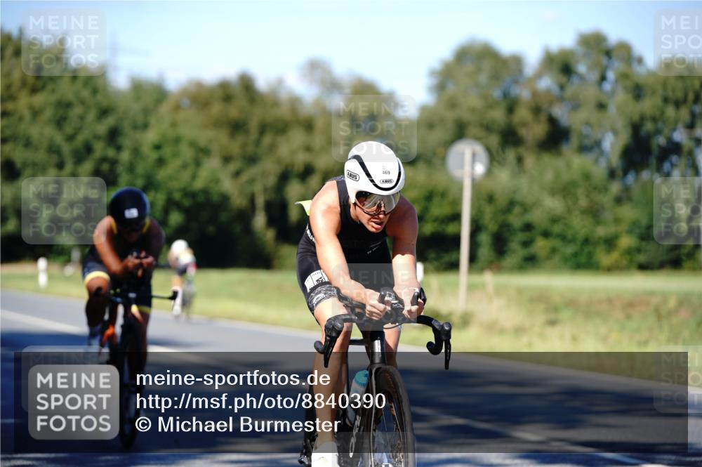 07.09.2025 - 19. Norderstedt Triathlon Michael Burmester http://msf.ph/oto/8840390 07.09.2025 14:59:28 Radfahren 469, 475, 1500 meine-sportfotos.de