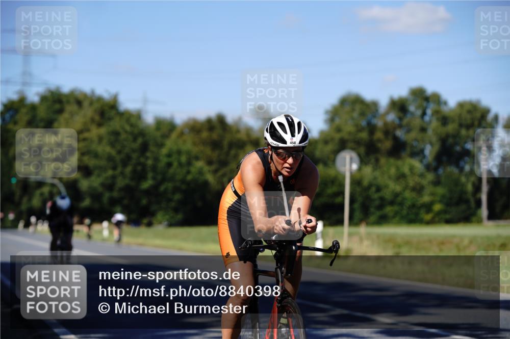 07.09.2025 - 19. Norderstedt Triathlon Michael Burmester http://msf.ph/oto/8840398 07.09.2025 14:59:36 Radfahren 458, 472 meine-sportfotos.de