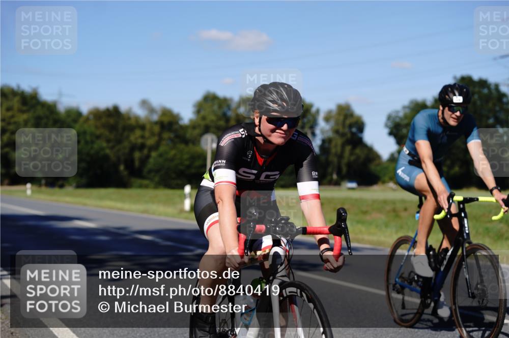 07.09.2025 - 19. Norderstedt Triathlon Michael Burmester http://msf.ph/oto/8840419 07.09.2025 15:00:05 Radfahren 446, 1478 meine-sportfotos.de