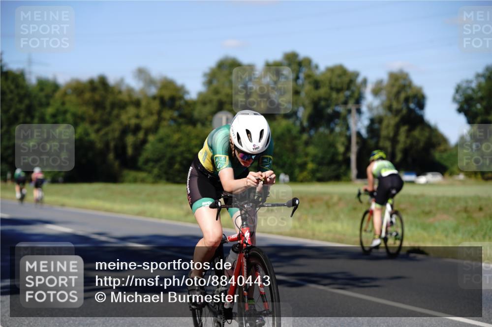 07.09.2025 - 19. Norderstedt Triathlon Michael Burmester http://msf.ph/oto/8840443 07.09.2025 15:00:31 Radfahren 447, 1507 meine-sportfotos.de