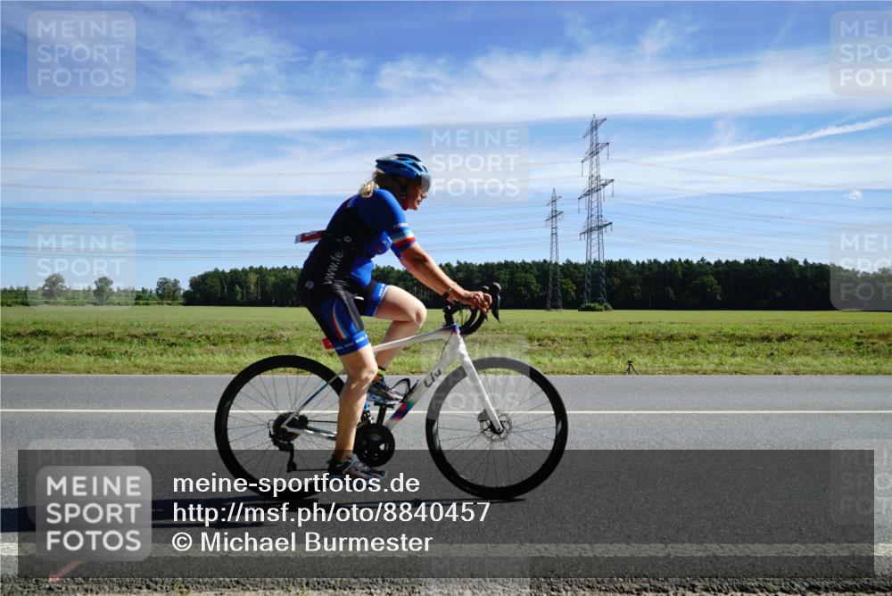 07.09.2025 - 19. Norderstedt Triathlon Michael Burmester http://msf.ph/oto/8840457 07.09.2025 12:20:40 Radfahren 213, 788 meine-sportfotos.de