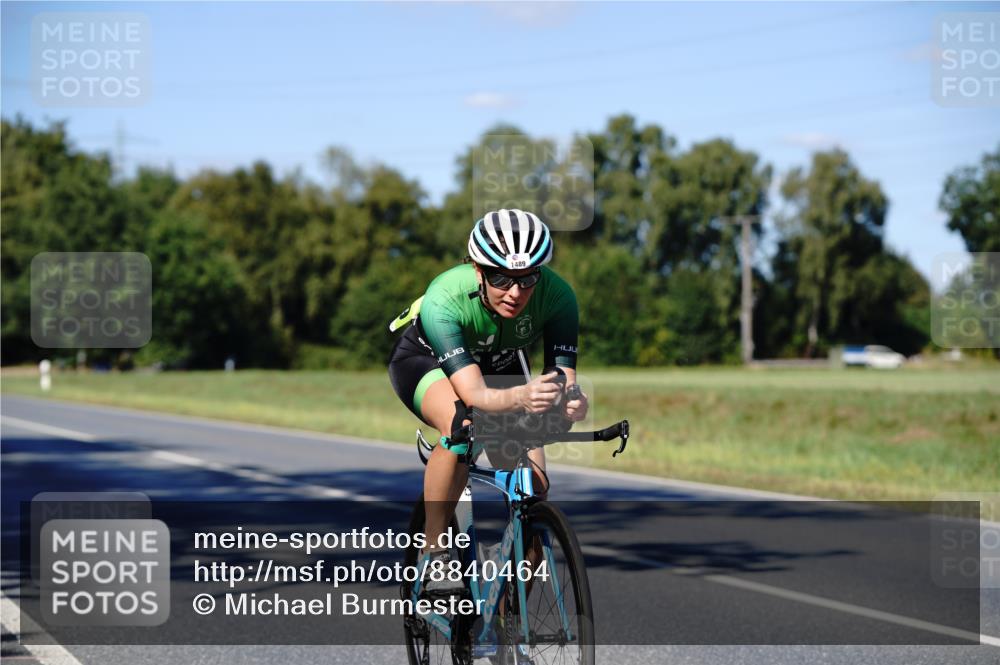 07.09.2025 - 19. Norderstedt Triathlon Michael Burmester http://msf.ph/oto/8840464 07.09.2025 15:00:54 Radfahren 1489 meine-sportfotos.de