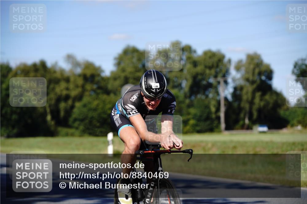 07.09.2025 - 19. Norderstedt Triathlon Michael Burmester http://msf.ph/oto/8840469 07.09.2025 15:01:11 Radfahren 455, 1484, 1510 meine-sportfotos.de
