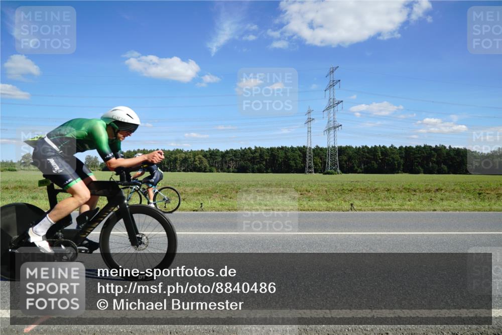 07.09.2025 - 19. Norderstedt Triathlon Michael Burmester http://msf.ph/oto/8840486 07.09.2025 14:28:08 Radfahren 474, 981, 1006, 1008, 1015, 1036 meine-sportfotos.de