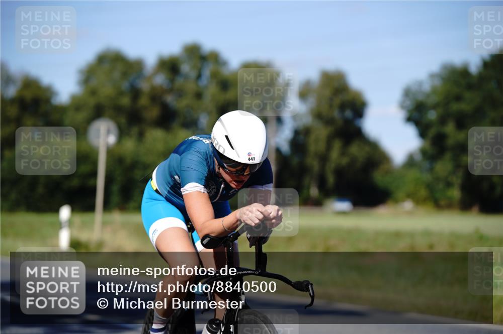 07.09.2025 - 19. Norderstedt Triathlon Michael Burmester http://msf.ph/oto/8840500 07.09.2025 15:01:56 Radfahren 441 meine-sportfotos.de