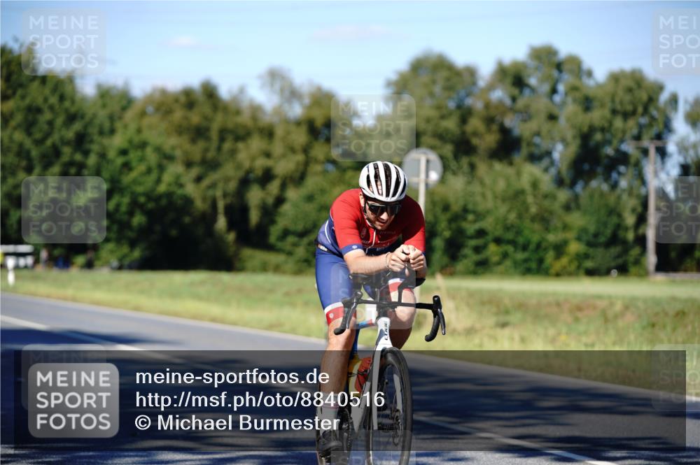 07.09.2025 - 19. Norderstedt Triathlon Michael Burmester http://msf.ph/oto/8840516 07.09.2025 15:02:16 Radfahren 465, 478, 1496, 1502 meine-sportfotos.de