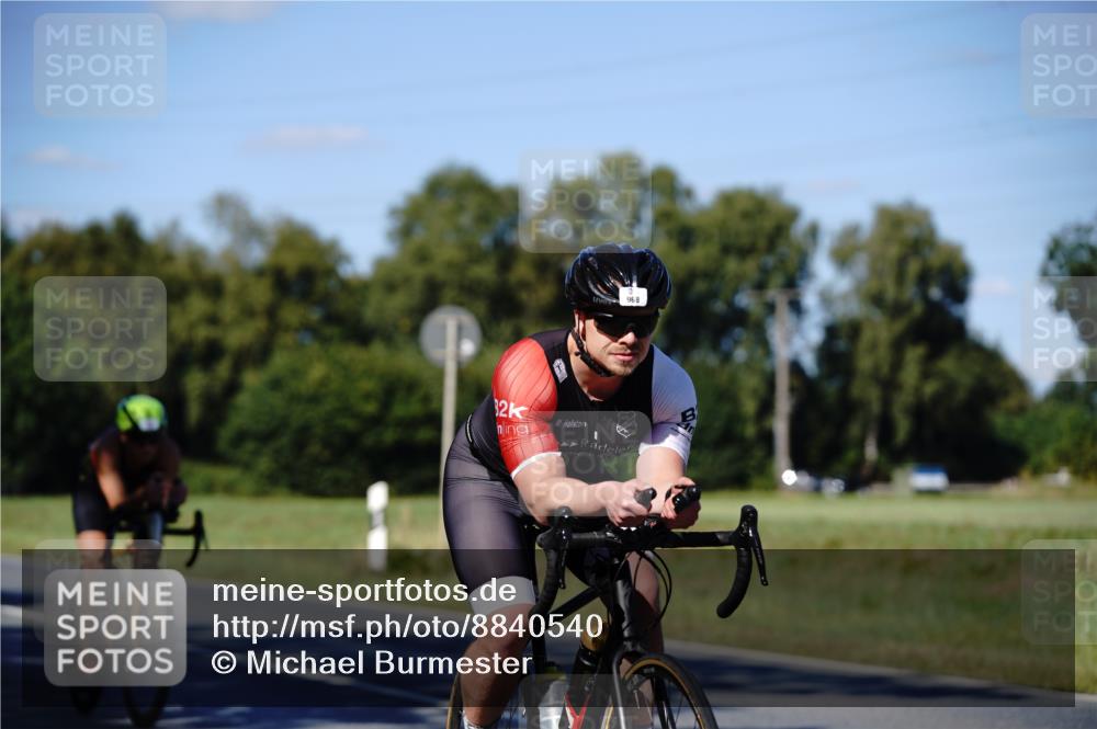 07.09.2025 - 19. Norderstedt Triathlon Michael Burmester http://msf.ph/oto/8840540 07.09.2025 15:02:41 Radfahren 896, 968, 1414 meine-sportfotos.de
