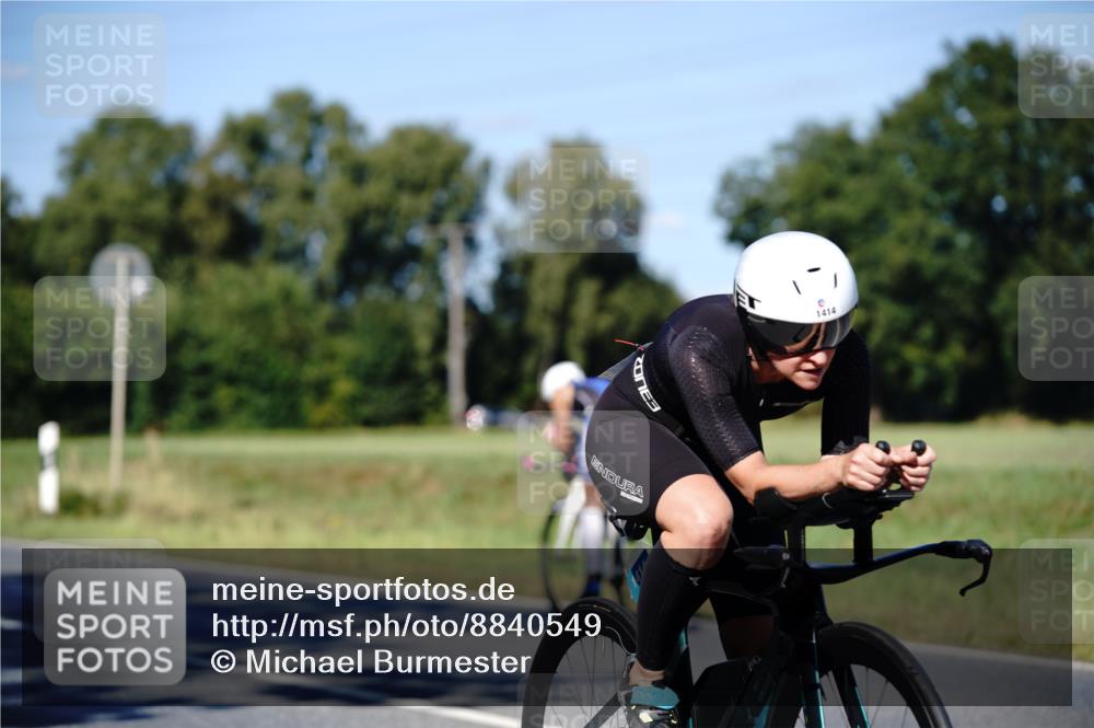07.09.2025 - 19. Norderstedt Triathlon Michael Burmester http://msf.ph/oto/8840549 07.09.2025 15:02:43 Radfahren 896, 968, 1414 meine-sportfotos.de