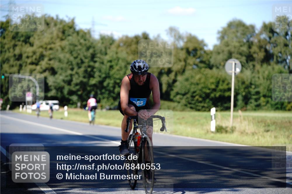 07.09.2025 - 19. Norderstedt Triathlon Michael Burmester http://msf.ph/oto/8840553 07.09.2025 15:03:31 Radfahren 363 meine-sportfotos.de