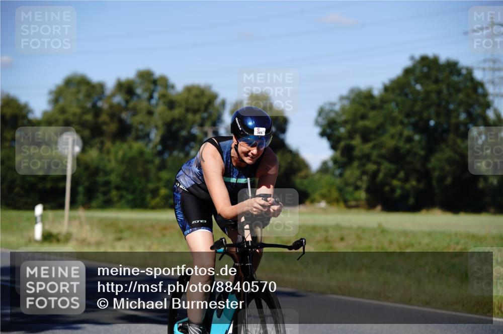 07.09.2025 - 19. Norderstedt Triathlon Michael Burmester http://msf.ph/oto/8840570 07.09.2025 15:03:40 Radfahren 365, 1482 meine-sportfotos.de