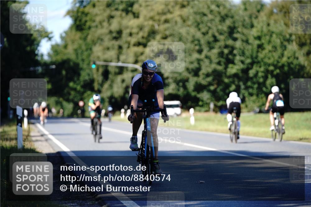 07.09.2025 - 19. Norderstedt Triathlon Michael Burmester http://msf.ph/oto/8840574 07.09.2025 15:03:48 Radfahren 1470, 1505 meine-sportfotos.de