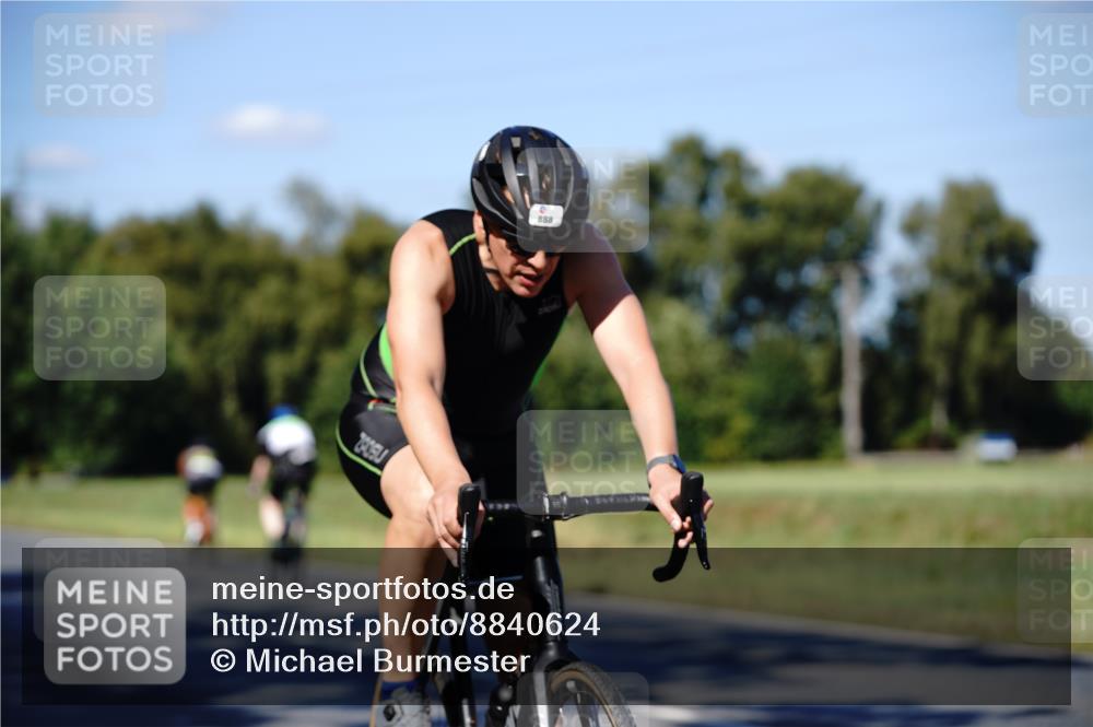 07.09.2025 - 19. Norderstedt Triathlon Michael Burmester http://msf.ph/oto/8840624 07.09.2025 15:04:25 Radfahren 399, 888 meine-sportfotos.de
