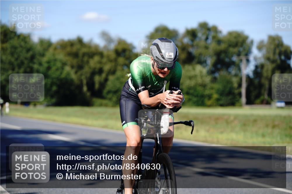 07.09.2025 - 19. Norderstedt Triathlon Michael Burmester http://msf.ph/oto/8840630 07.09.2025 15:04:31 Radfahren 407, 420, 1491 meine-sportfotos.de