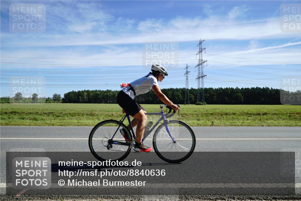 07.09.2025 - 19. Norderstedt Triathlon Michael Burmester http://msf.ph/oto/8840636 07.09.2025 12:21:32 Radfahren 1224, 1277 meine-sportfotos.de