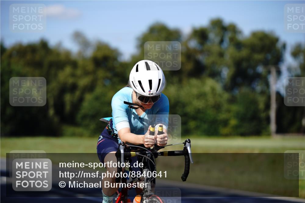 07.09.2025 - 19. Norderstedt Triathlon Michael Burmester http://msf.ph/oto/8840641 07.09.2025 15:04:44 Radfahren  meine-sportfotos.de