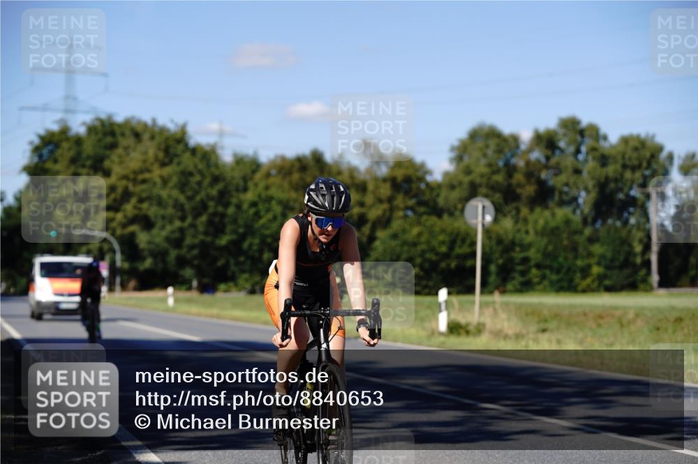 07.09.2025 - 19. Norderstedt Triathlon Michael Burmester http://msf.ph/oto/8840653 07.09.2025 15:05:16 Radfahren 459, 884 meine-sportfotos.de