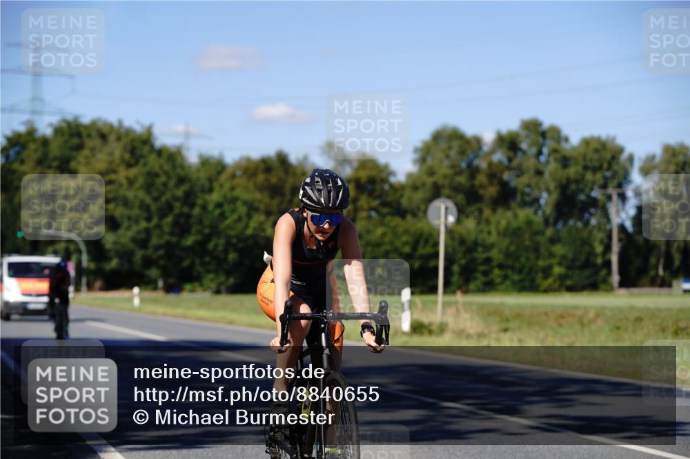 07.09.2025 - 19. Norderstedt Triathlon Michael Burmester http://msf.ph/oto/8840655 07.09.2025 15:05:16 Radfahren 459, 884 meine-sportfotos.de