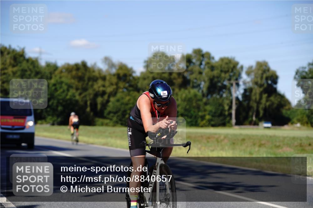 07.09.2025 - 19. Norderstedt Triathlon Michael Burmester http://msf.ph/oto/8840657 07.09.2025 15:05:19 Radfahren 459, 884 meine-sportfotos.de