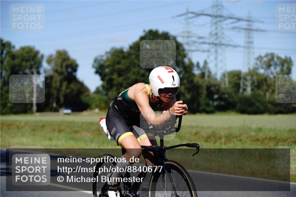 07.09.2025 - 19. Norderstedt Triathlon Michael Burmester http://msf.ph/oto/8840677 07.09.2025 15:05:49 Radfahren 448, 453, 1503 meine-sportfotos.de
