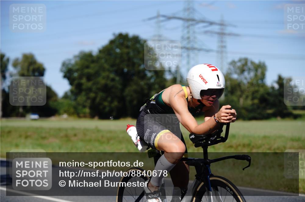 07.09.2025 - 19. Norderstedt Triathlon Michael Burmester http://msf.ph/oto/8840678 07.09.2025 15:05:50 Radfahren 448, 453, 1503 meine-sportfotos.de