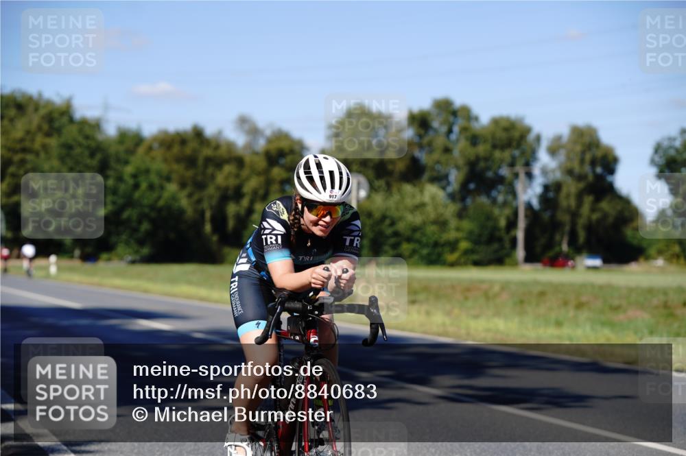 07.09.2025 - 19. Norderstedt Triathlon Michael Burmester http://msf.ph/oto/8840683 07.09.2025 15:06:15 Radfahren 917 meine-sportfotos.de