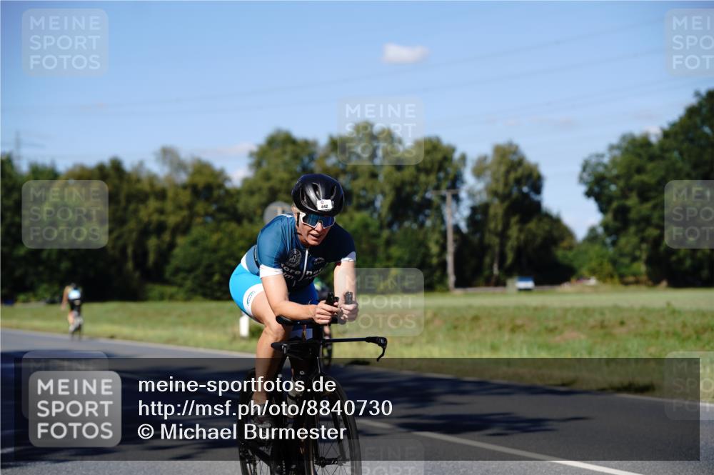07.09.2025 - 19. Norderstedt Triathlon Michael Burmester http://msf.ph/oto/8840730 07.09.2025 15:07:54 Radfahren 442 meine-sportfotos.de