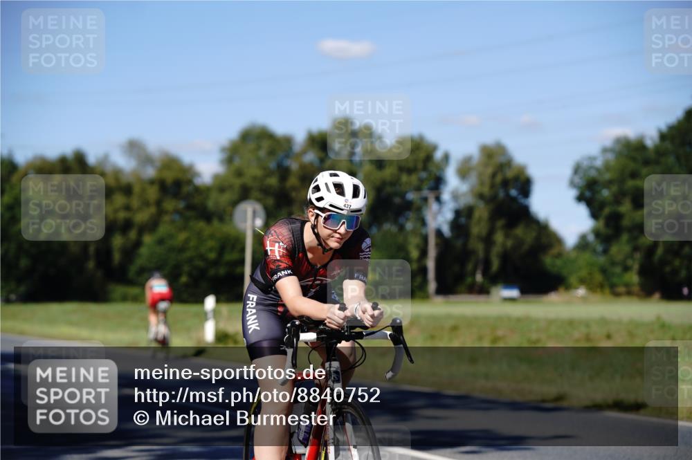 07.09.2025 - 19. Norderstedt Triathlon Michael Burmester http://msf.ph/oto/8840752 07.09.2025 15:08:36 Radfahren 437 meine-sportfotos.de