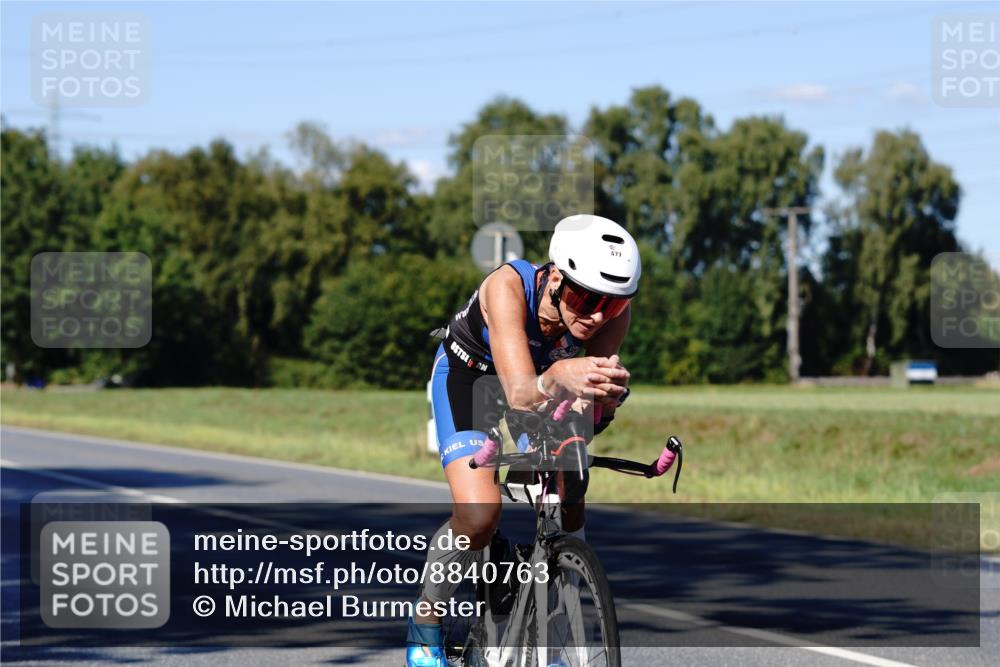 07.09.2025 - 19. Norderstedt Triathlon Michael Burmester http://msf.ph/oto/8840763 07.09.2025 15:09:17 Radfahren 477, 1424, 1494 meine-sportfotos.de