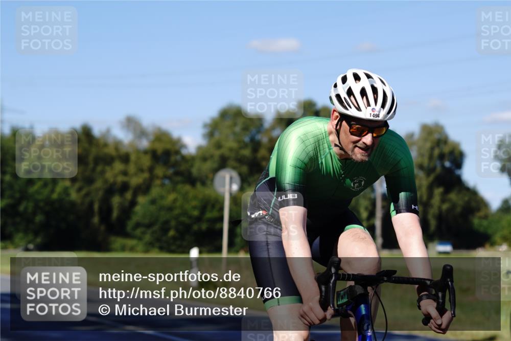 07.09.2025 - 19. Norderstedt Triathlon Michael Burmester http://msf.ph/oto/8840766 07.09.2025 15:09:19 Radfahren 477, 1424, 1494 meine-sportfotos.de