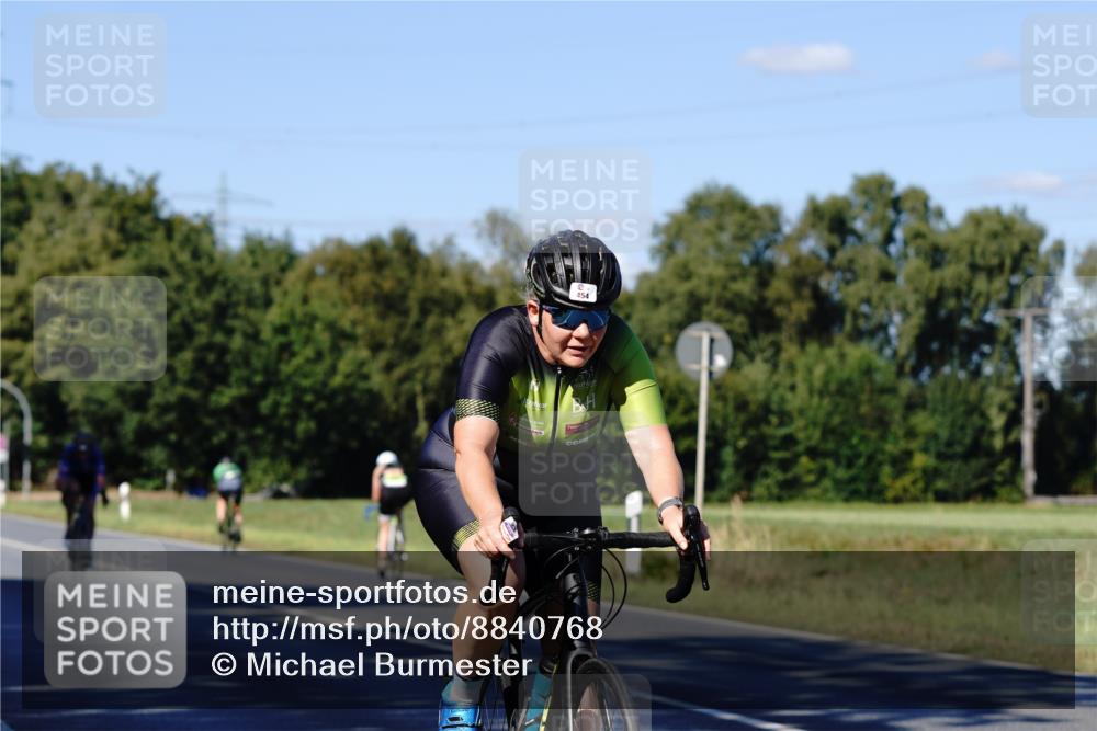 07.09.2025 - 19. Norderstedt Triathlon Michael Burmester http://msf.ph/oto/8840768 07.09.2025 15:09:23 Radfahren 454, 473, 480 meine-sportfotos.de