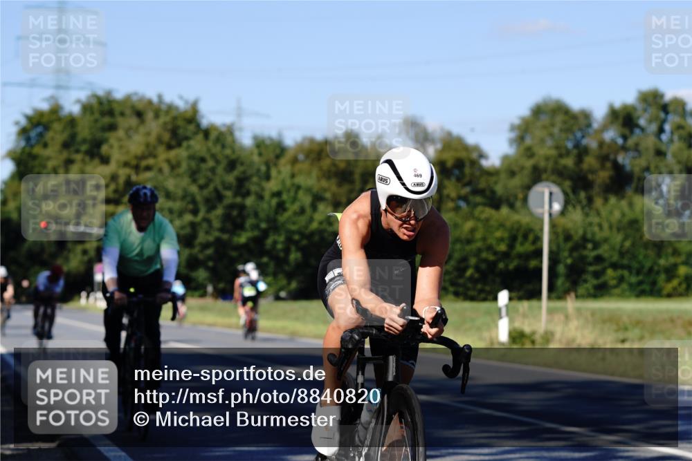 07.09.2025 - 19. Norderstedt Triathlon Michael Burmester http://msf.ph/oto/8840820 07.09.2025 15:10:35 Radfahren 469, 905, 1480, 1537 meine-sportfotos.de